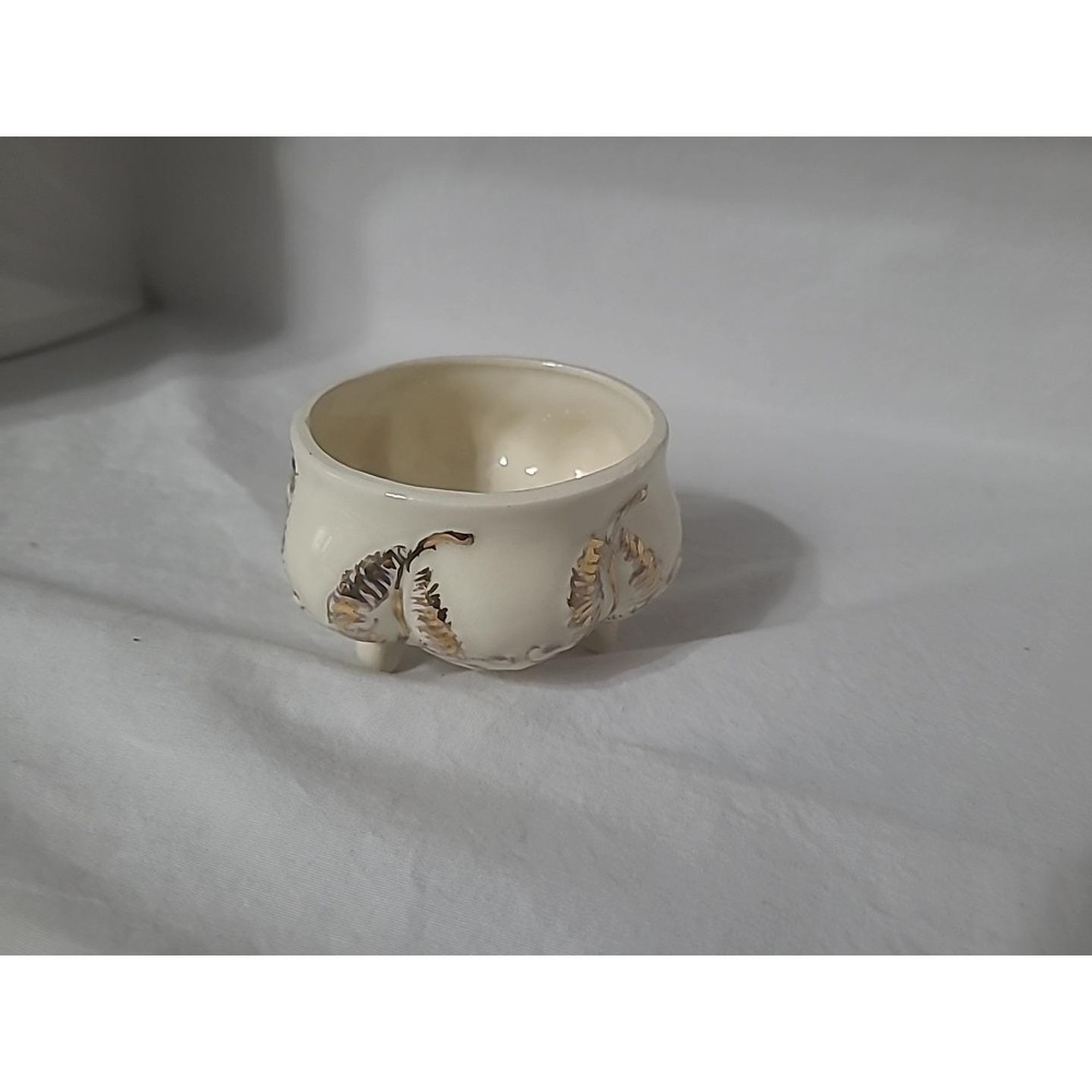 Vintage Royal‎ Copley Ceramic Footed Ring Bowl Decorated With Gold Ivy Branches